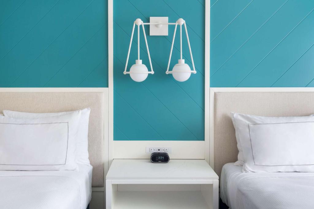 1 BEDROOM, SUITE, 2 QUEEN BEDS, ACCESSIBLE