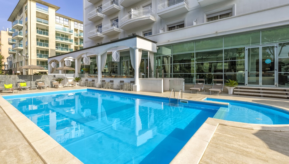 Hotel Continental 5/50