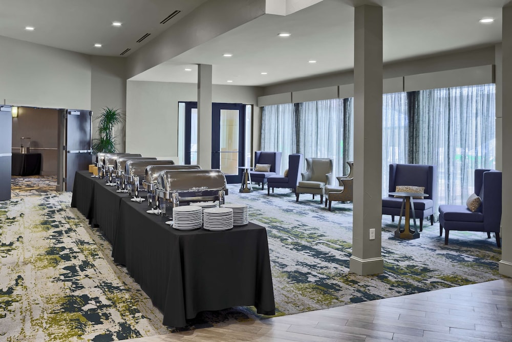 DoubleTree by Hilton Hotel San Antonio Downtown 54/58