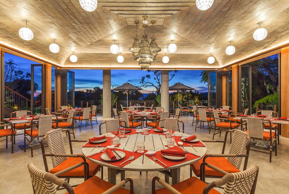 Sri Panwa Phuket Luxury Pool Villa Hotel 35/48