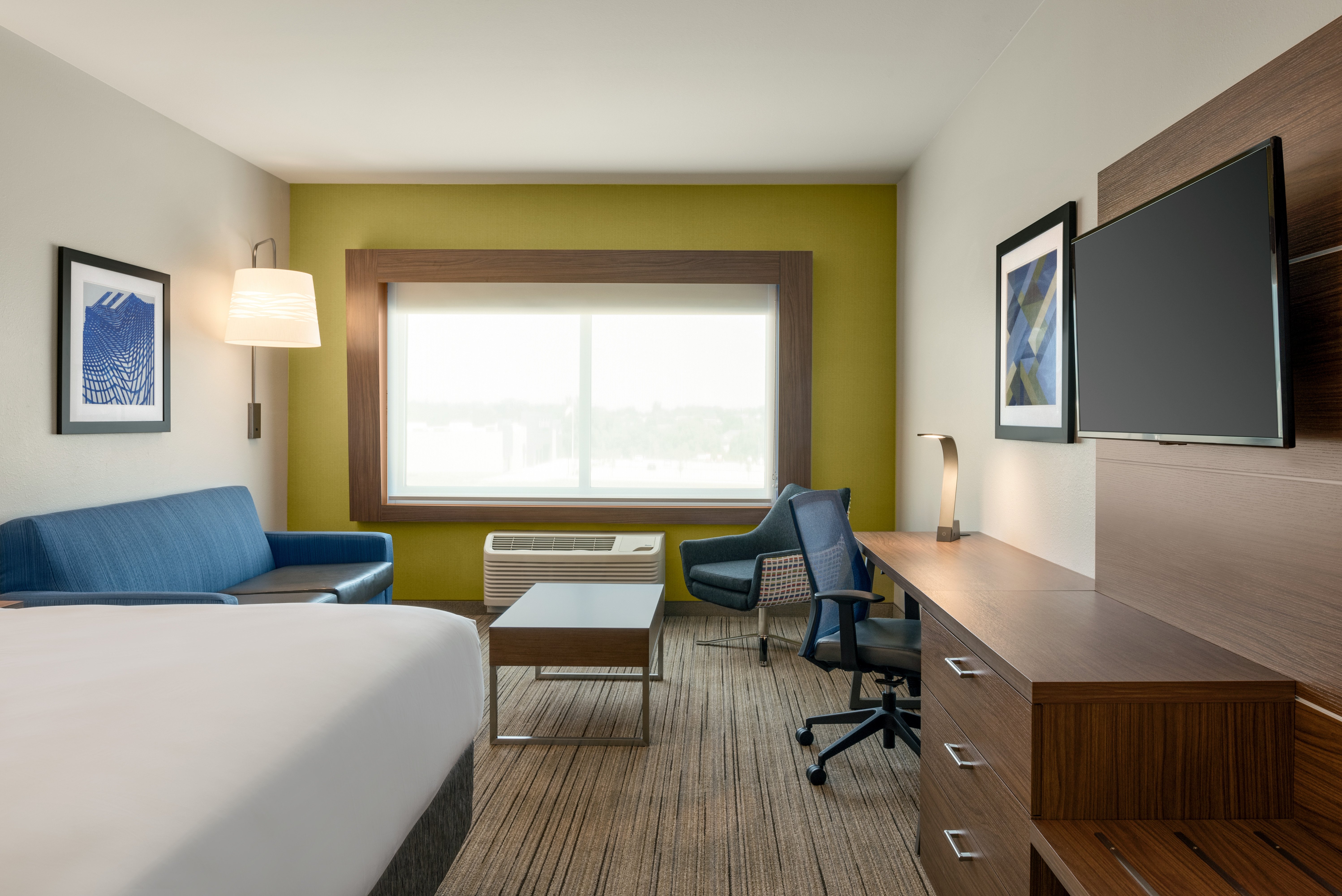 Suite, King Bed