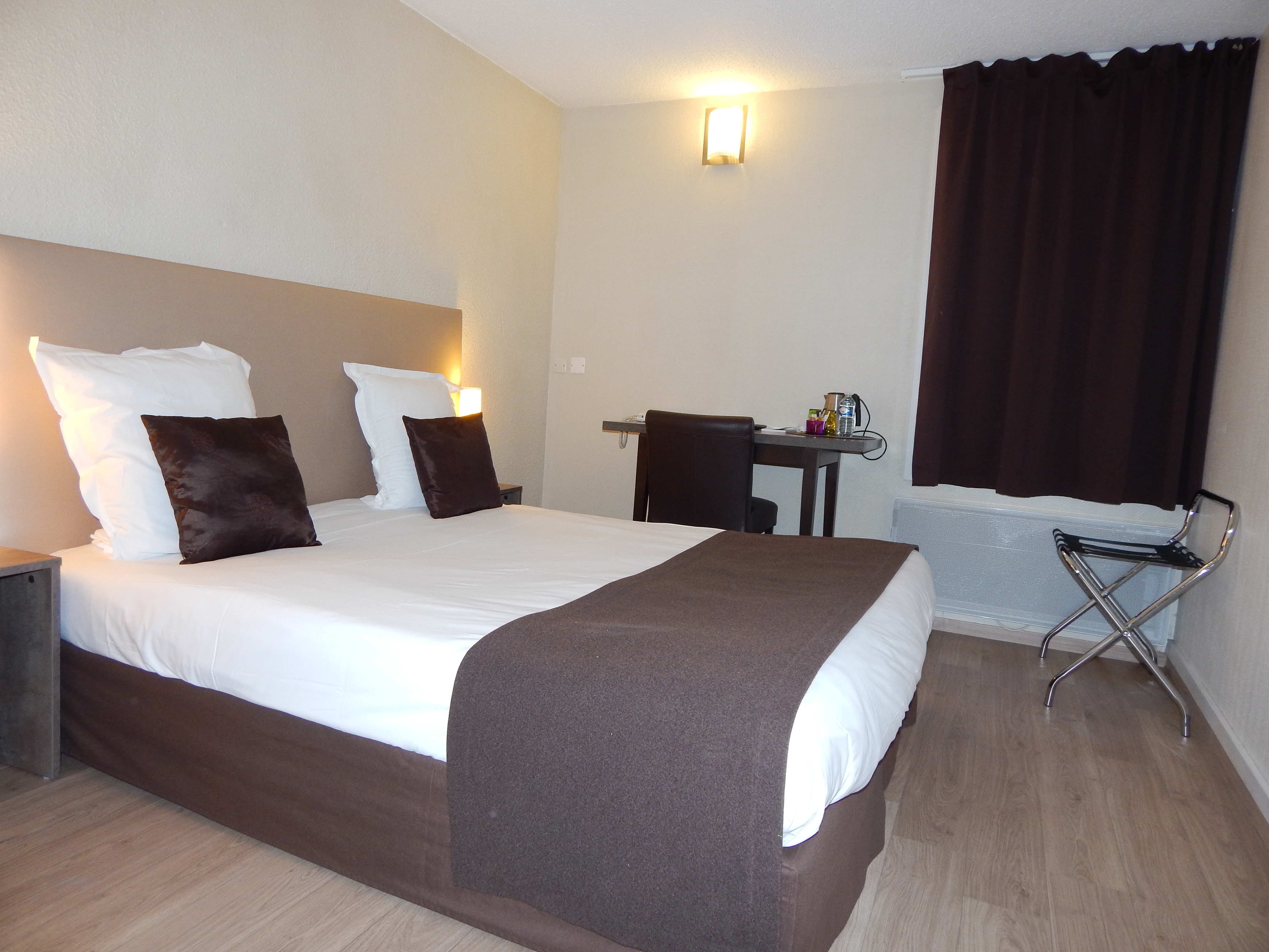 Standard, Double Bed
