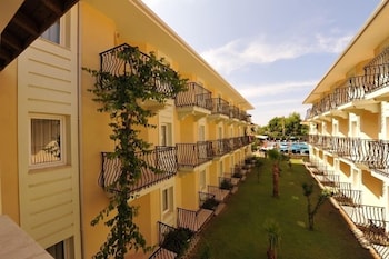 Mavruka Hotel in FETHIYE