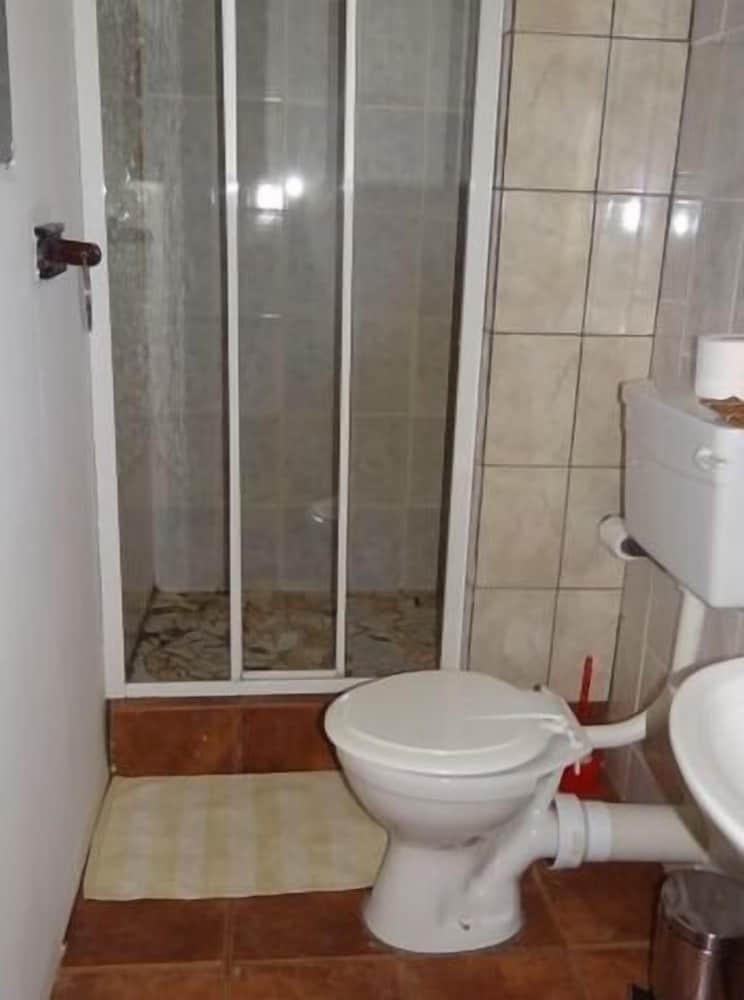 Aligeo Hotel 25/26