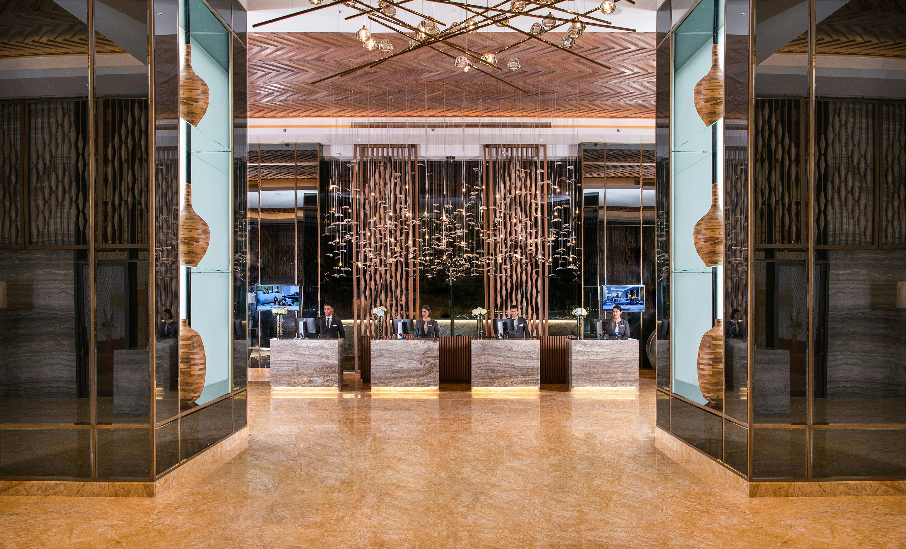 Al Jaddaf Rotana Suite Hotel 12/27