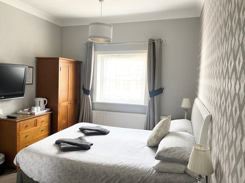Friars Rest Guest House 7/25