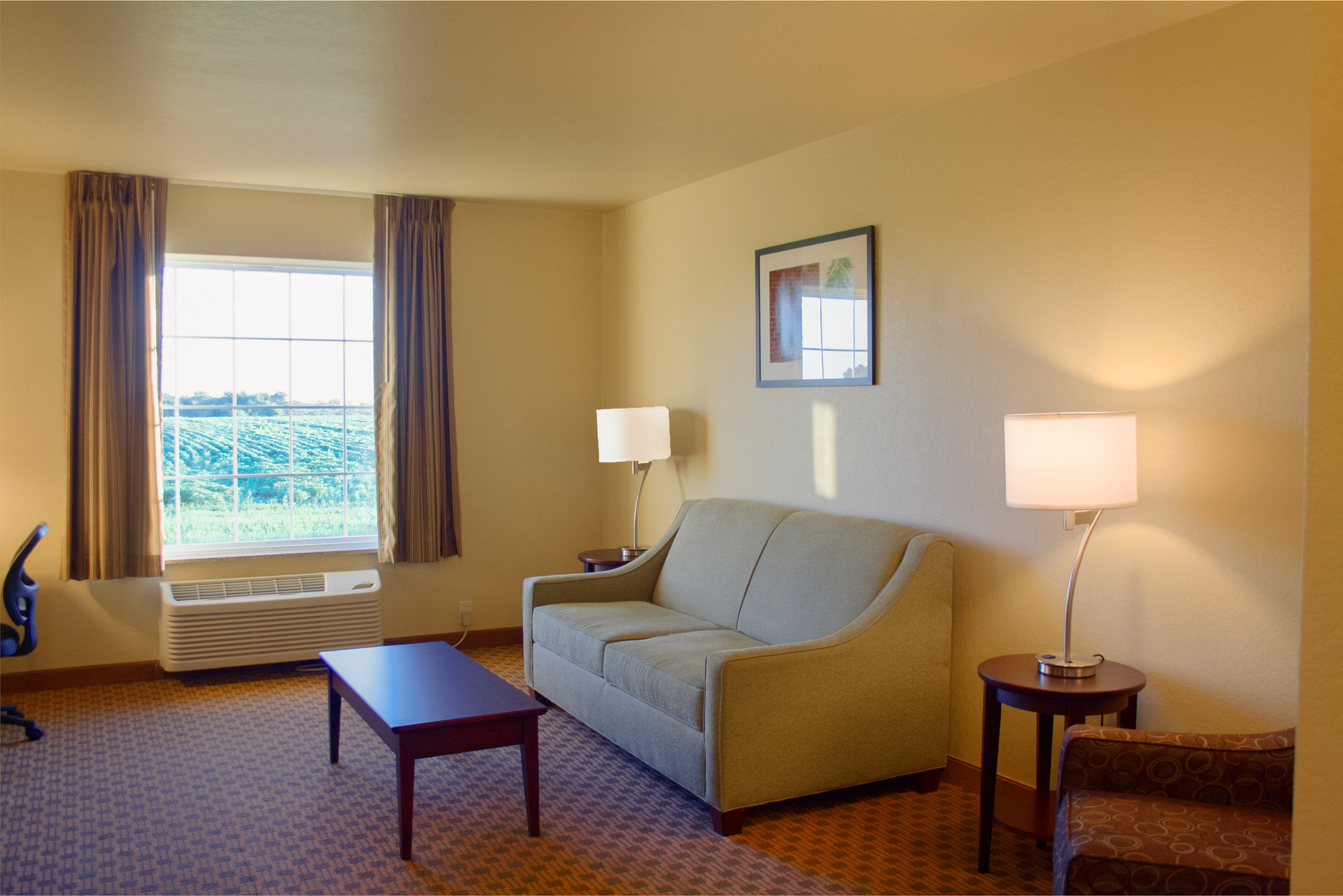 Cobblestone Inn and Suites Winterset 21/27