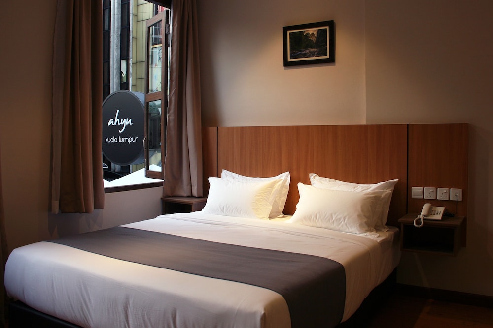 Ahyu Hotel 5/36