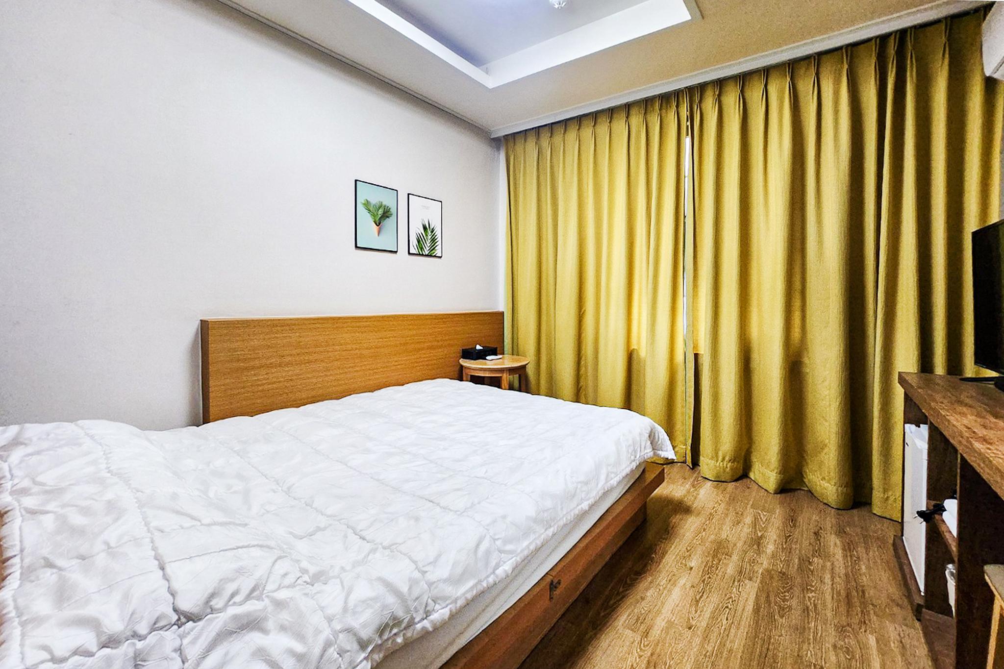 Mini, Double Bed