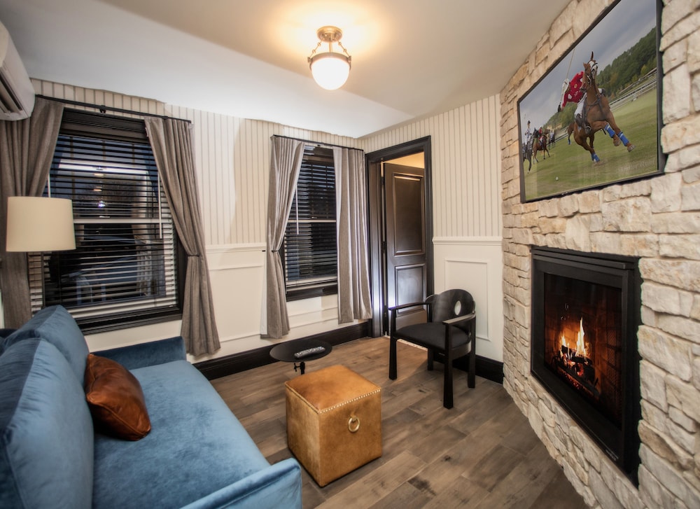 The Belfry House - Adults Only 18/30