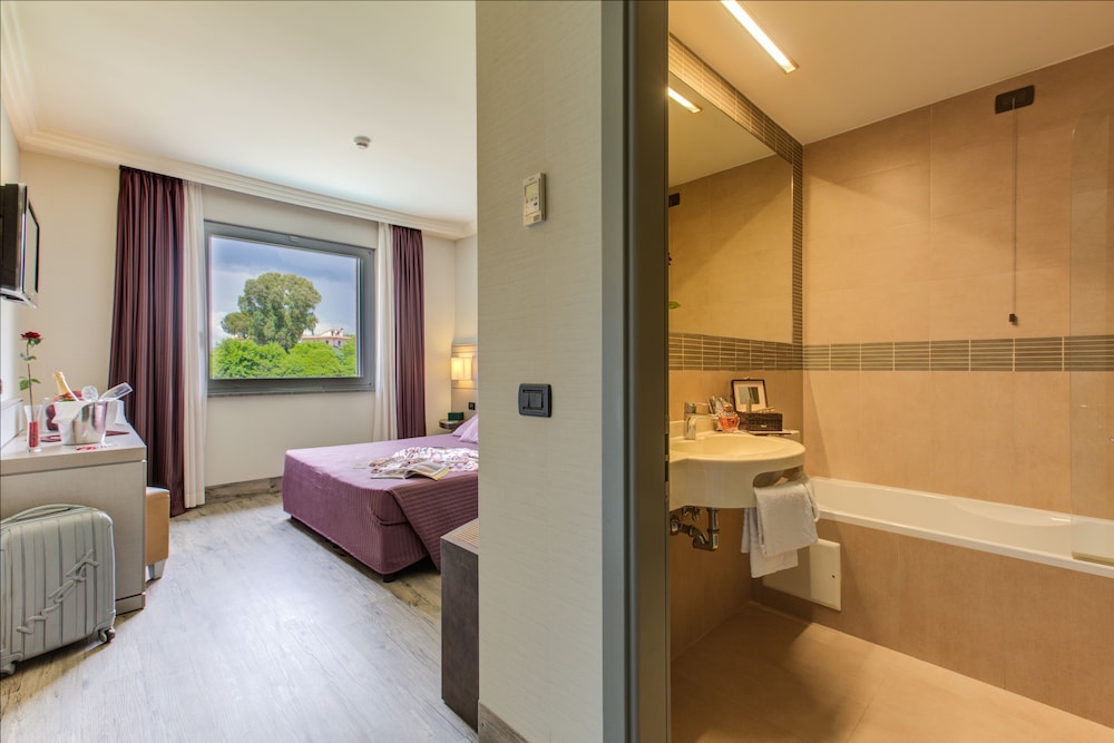 Ardeatina Park Hotel 9/24