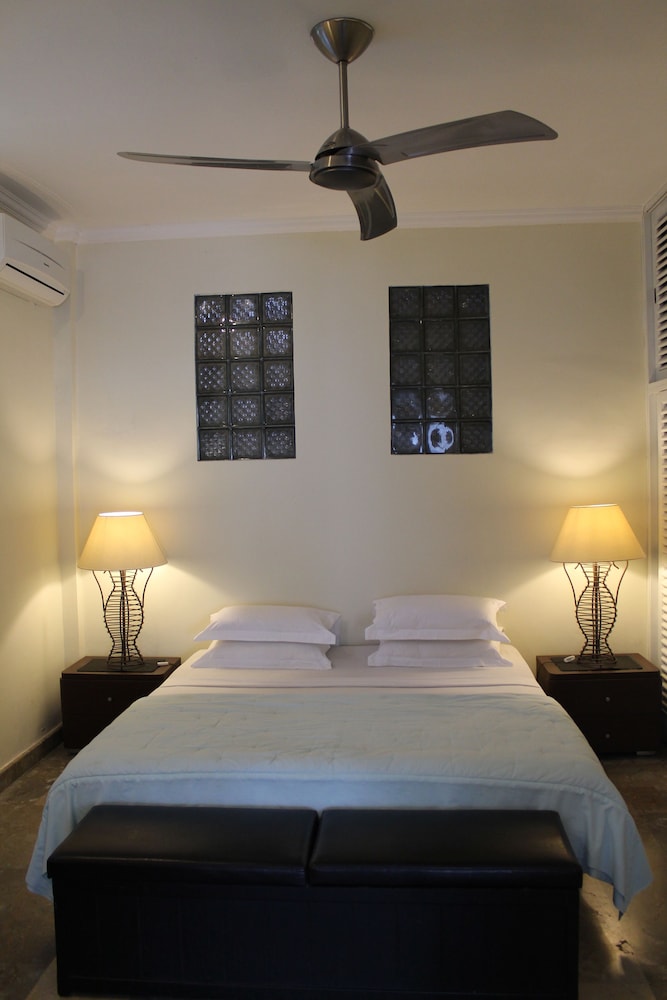 BALI COURT HOTEL AND APARTMENT 14/39