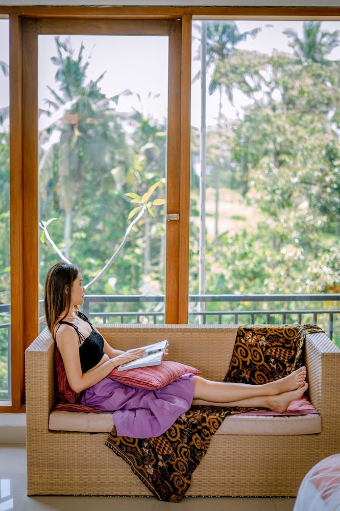 Sekembang Ubud Villa 13/27