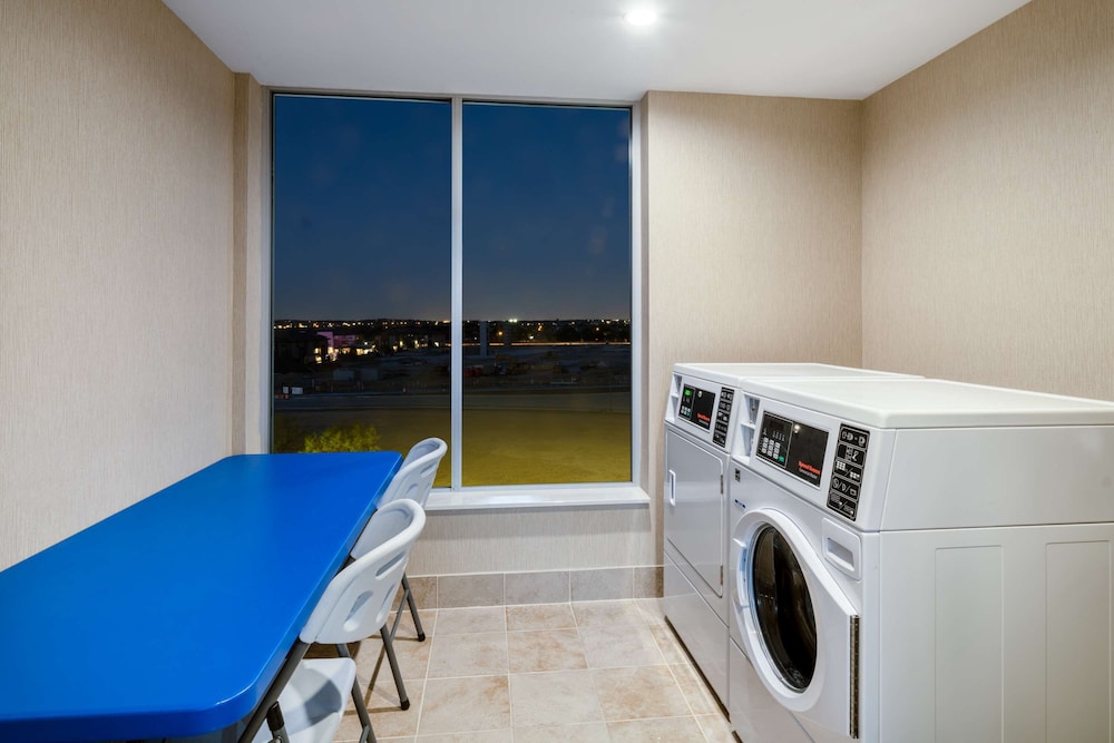 Hyatt Place Fort Worth-Alliance Town Center 24/47
