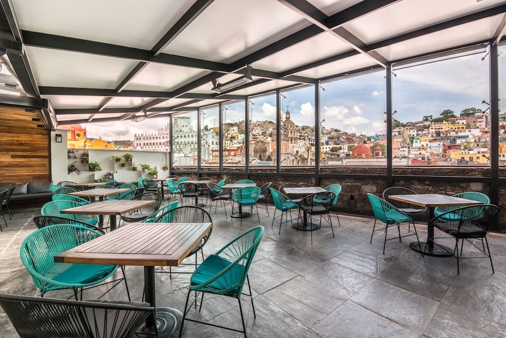 Edelmira Hotel Boutique 50/56
