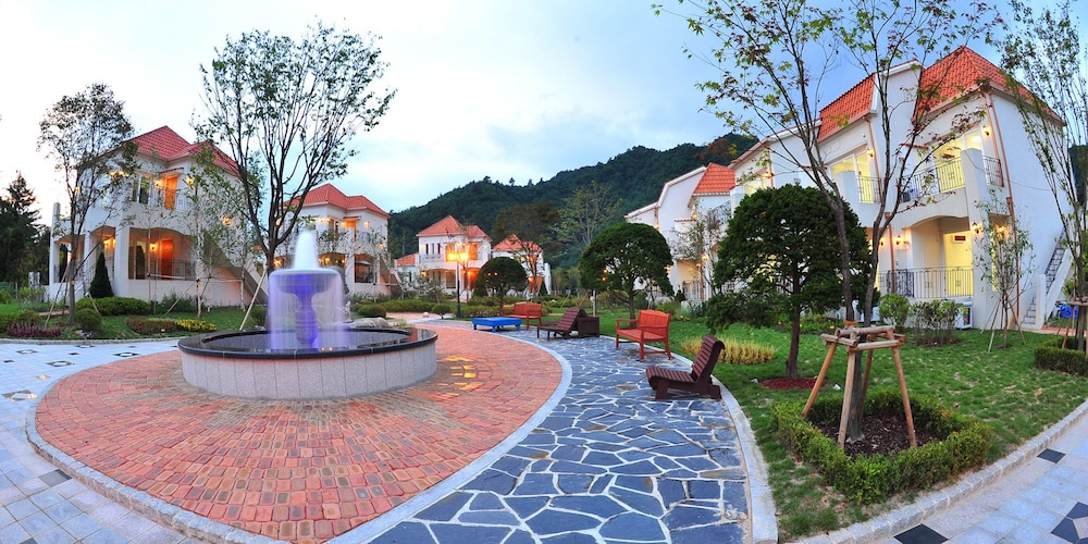 Edenpia Resort 30/37