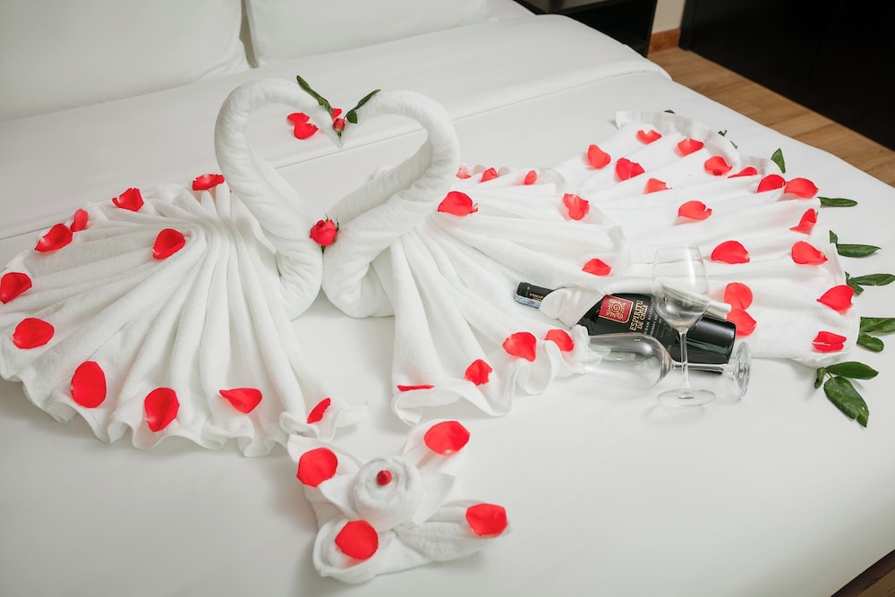 HB Serviced Apartment - 121B Quan Hoa 11/30