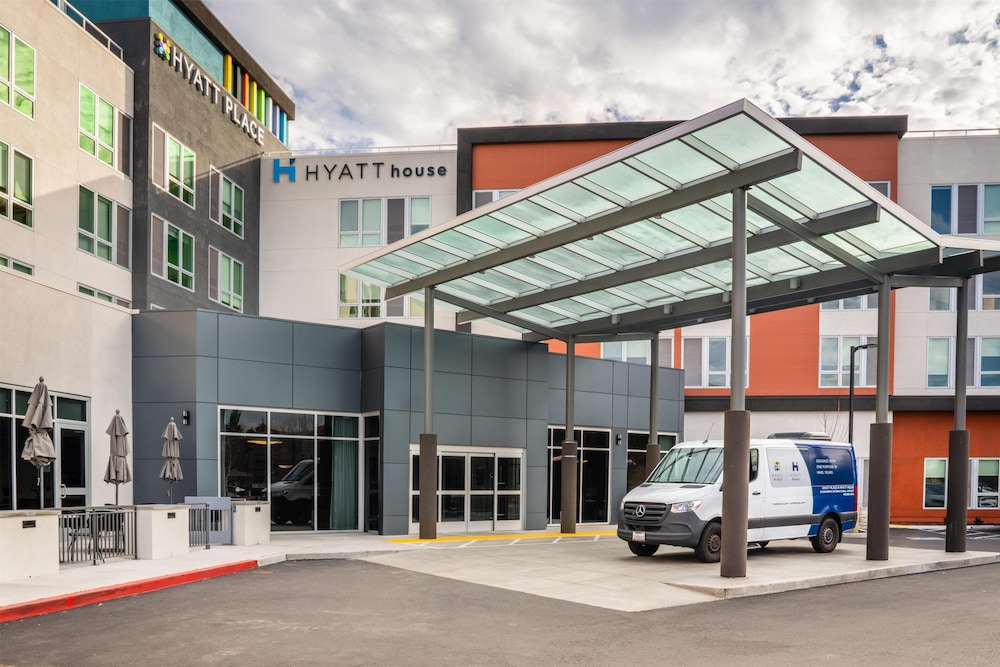 Hyatt Place Sacramento International Airport 40/47