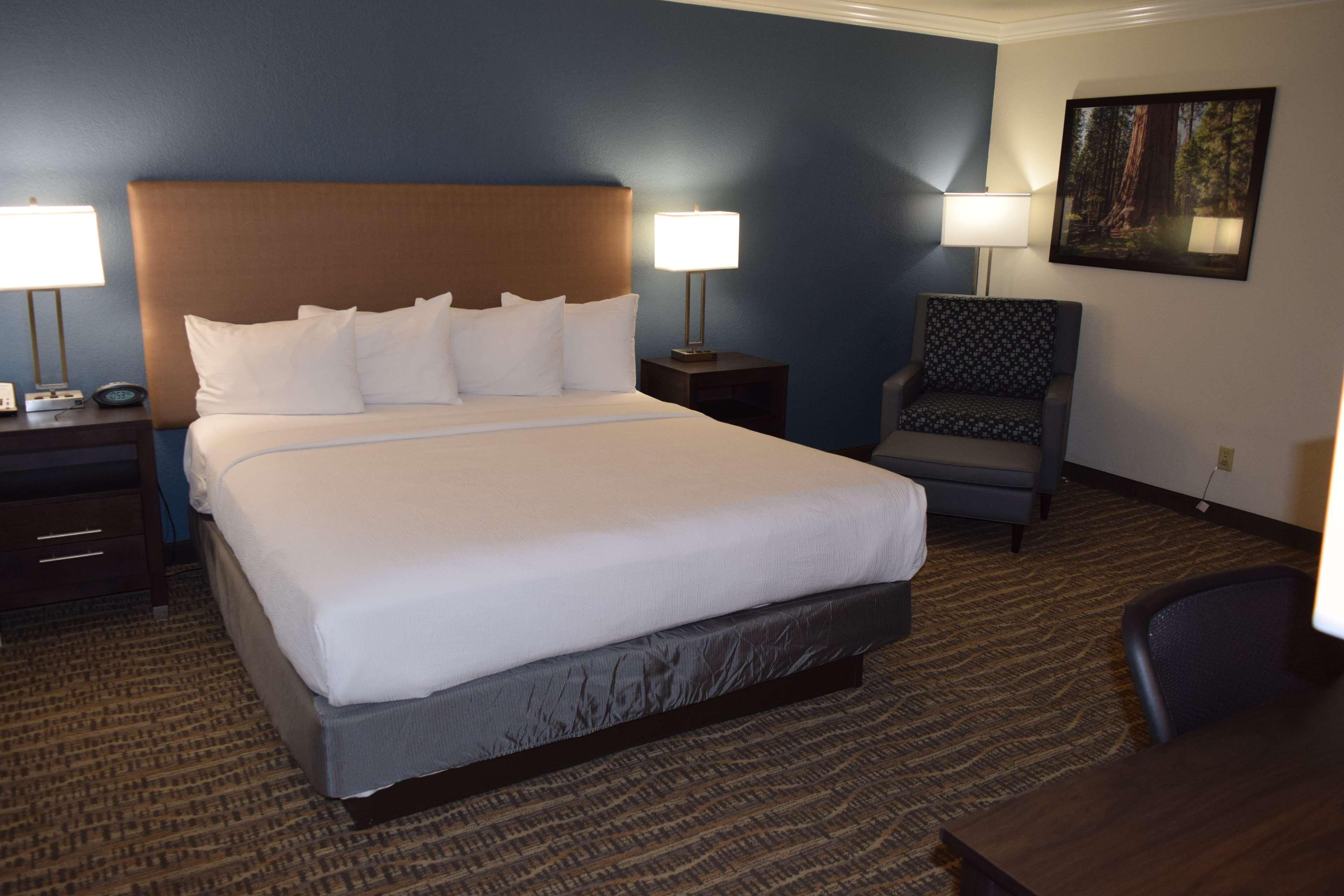 Suite, Best Western Town & Country Lodge 9/10