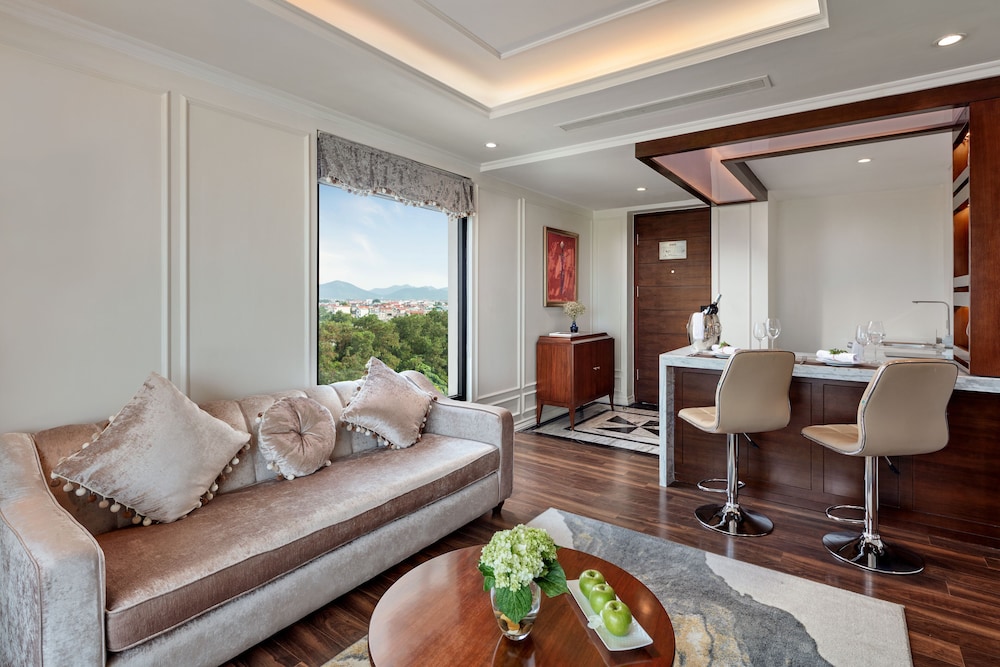 Ravatel Luxury Hotel Bac Giang 32/50