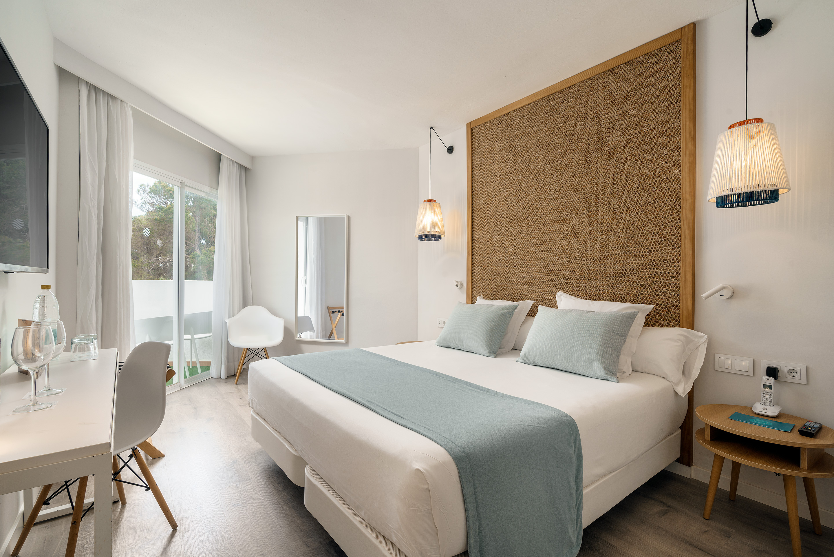 Superior, Single, Double Bed, Sea Front، Aluasoul Mallorca Resort - Adults Only 2/4