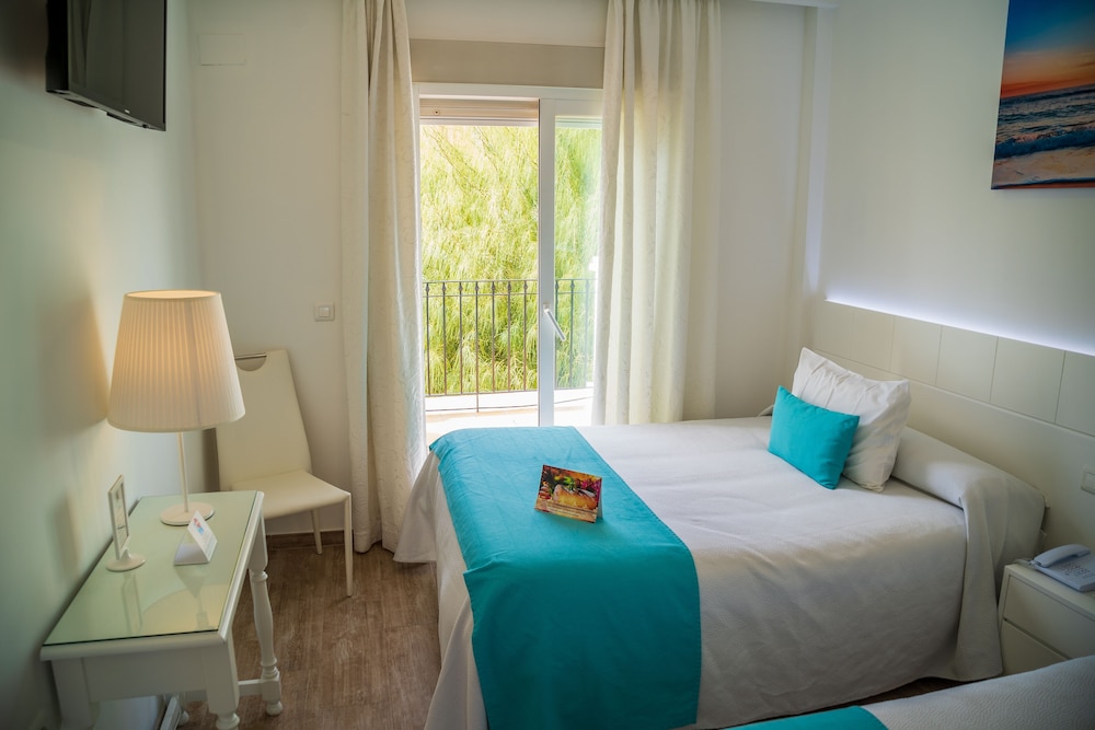 Hotel Romerito 33/65
