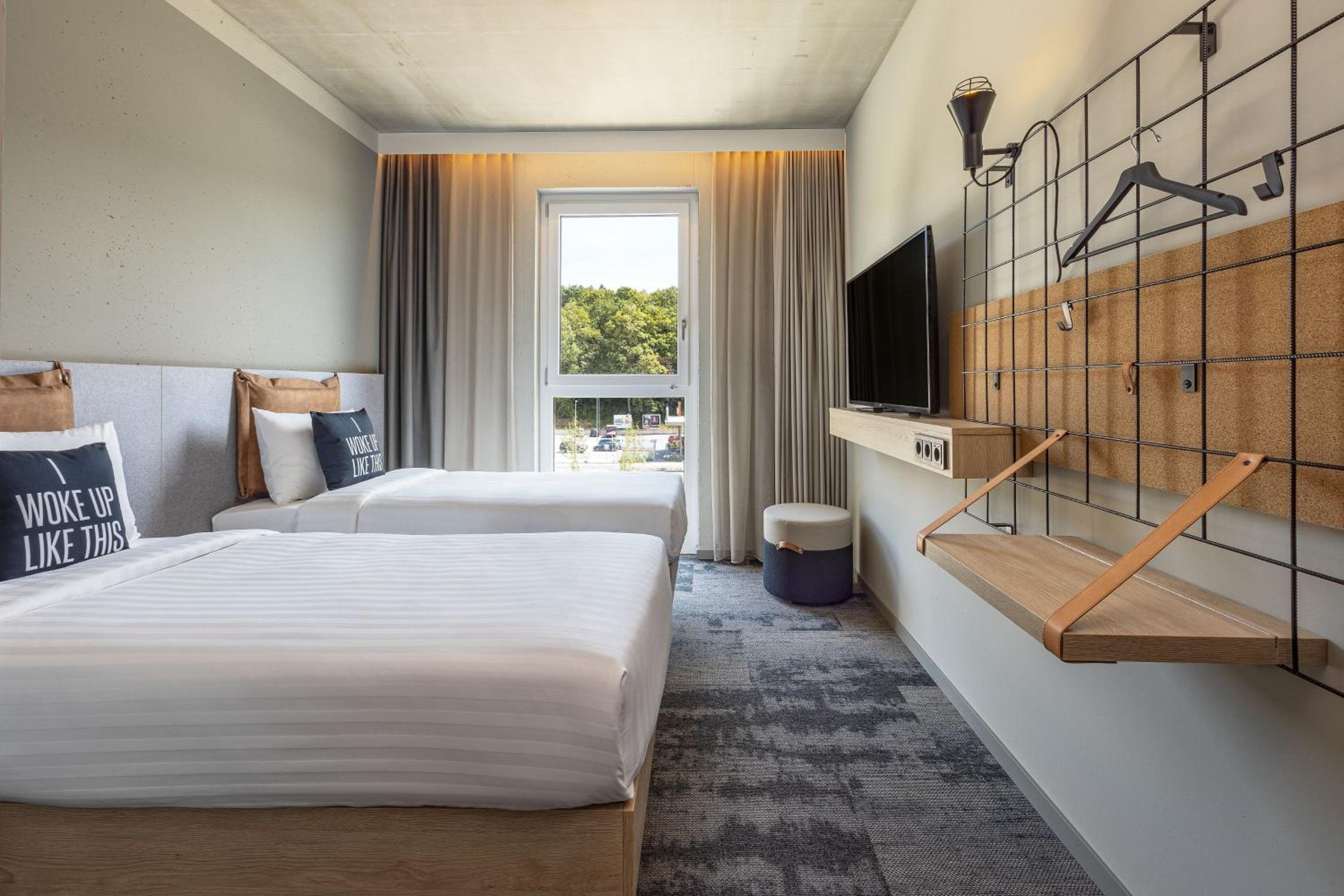 Moxy, Single Bed, City View
