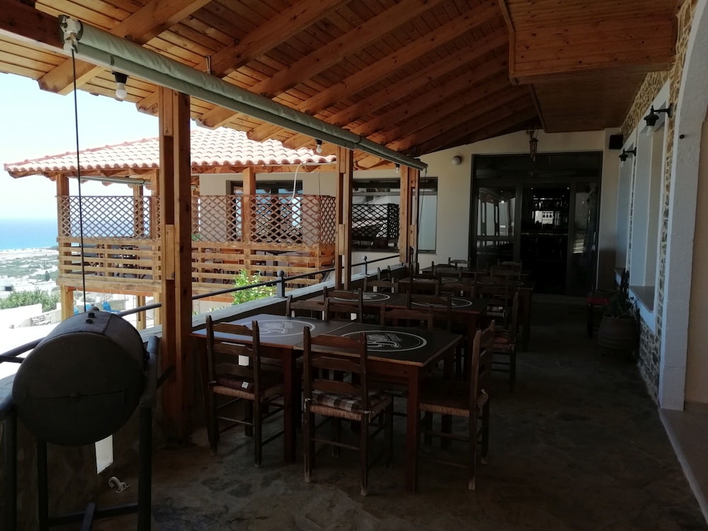 Creta Suites 59/70