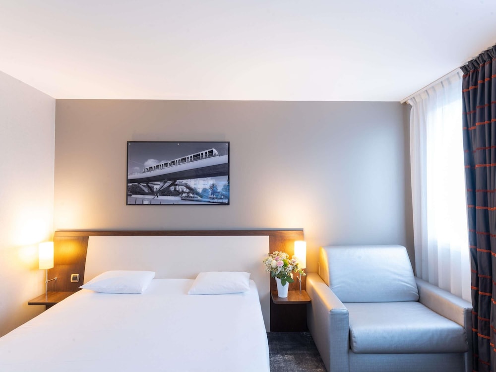 MERCURE RENNES CESSON 15/69
