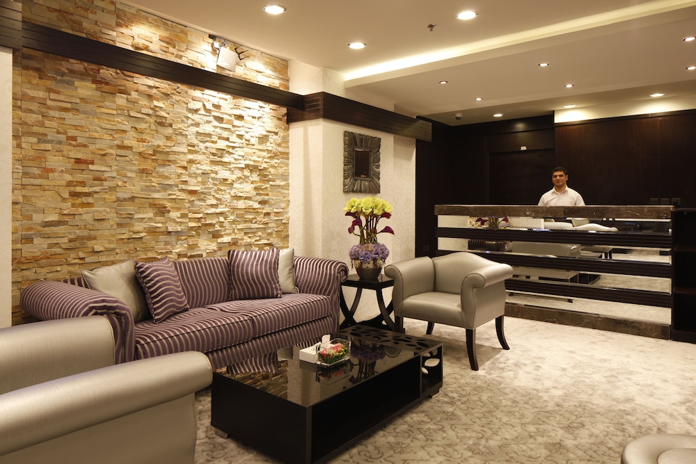 هيفن بلازا (Haven Plaza) 16/23