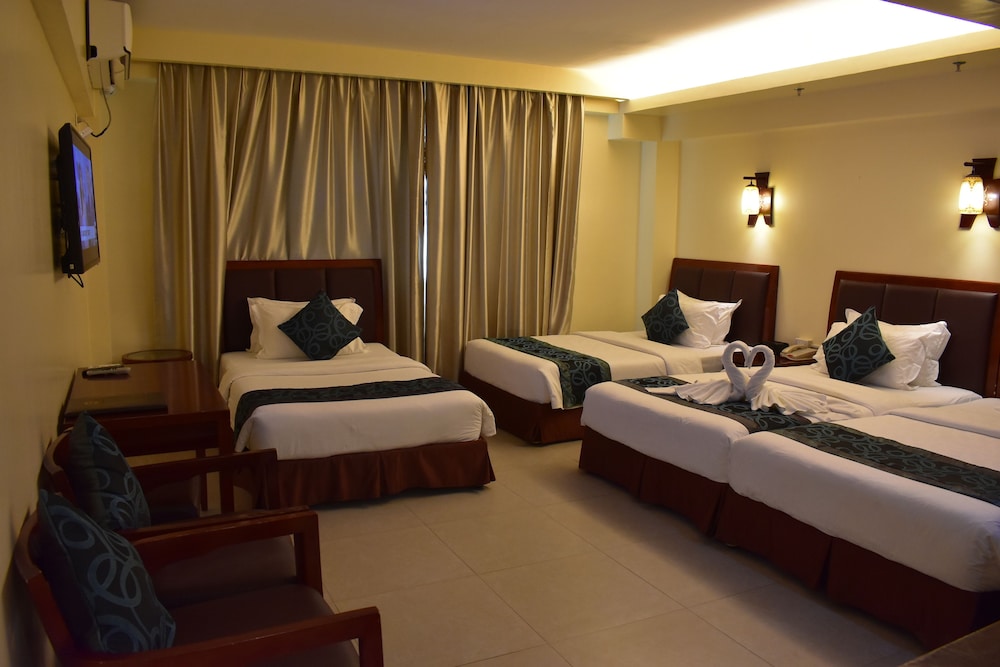 Golden Phoenix Hotel Boracay 20/50
