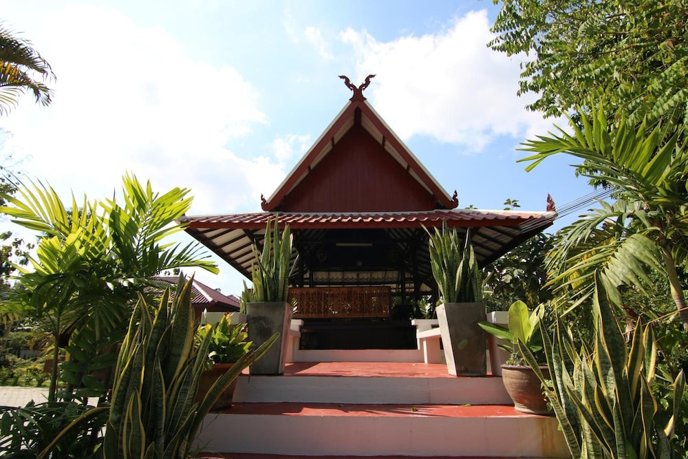 Little Teak Home Stay 3/47