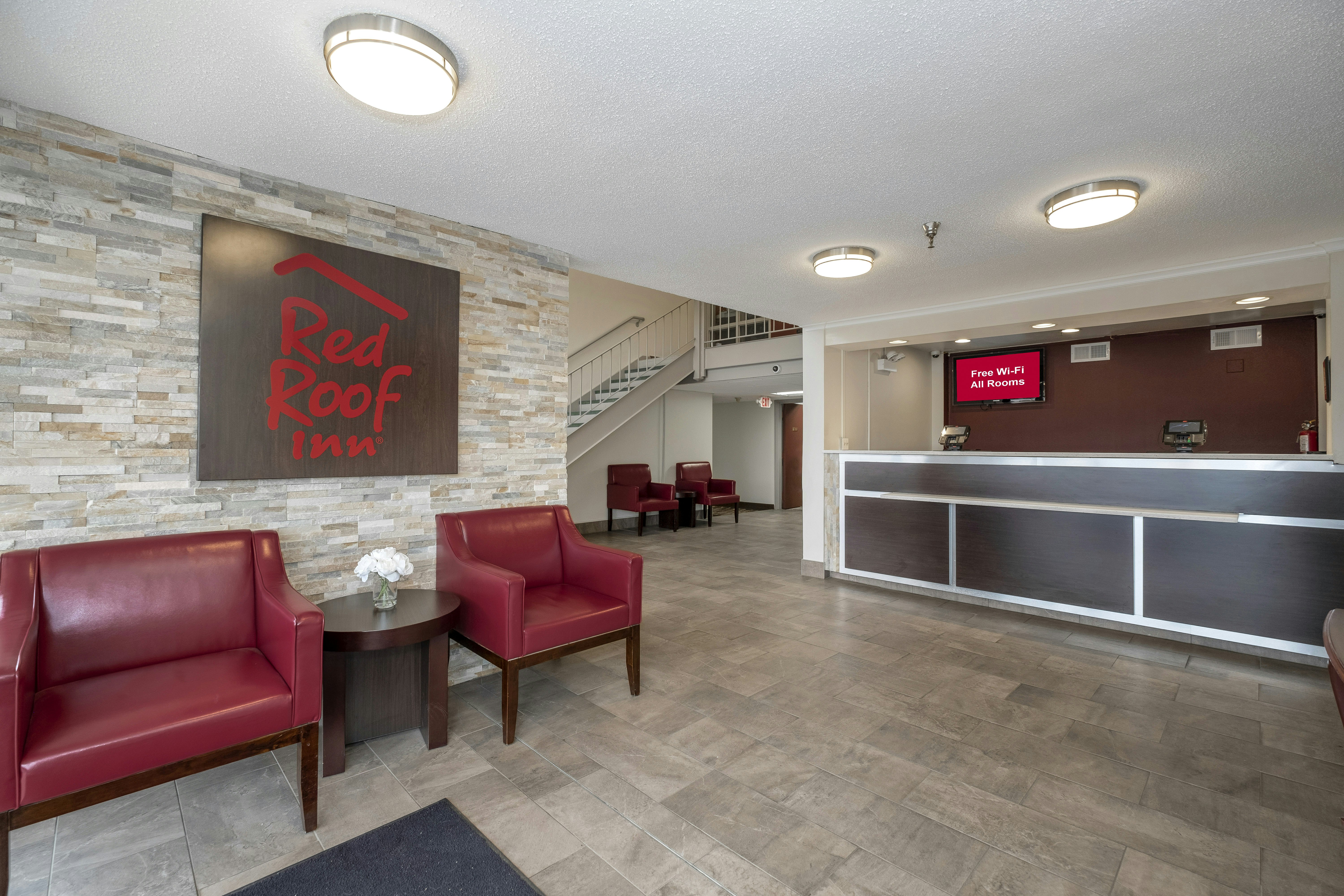Red Roof Inn Leesburg 8/34