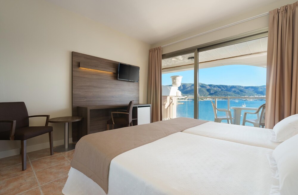 Hotel Seramar Comodoro Playa 16/50