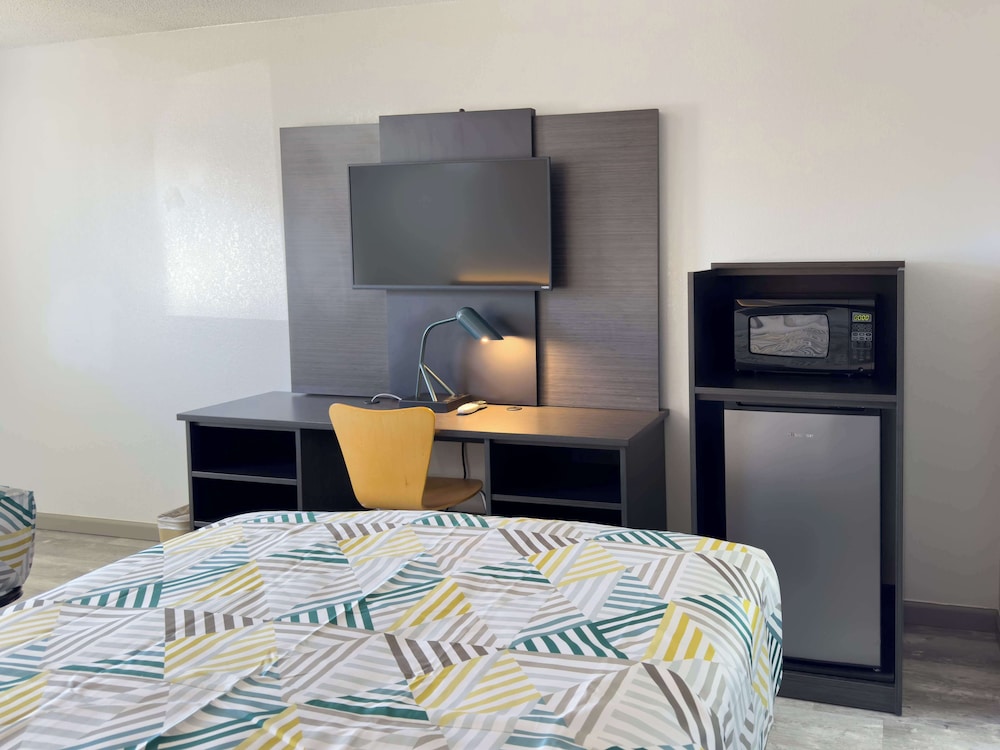 Motel6 Dyersburg, TN 30/50