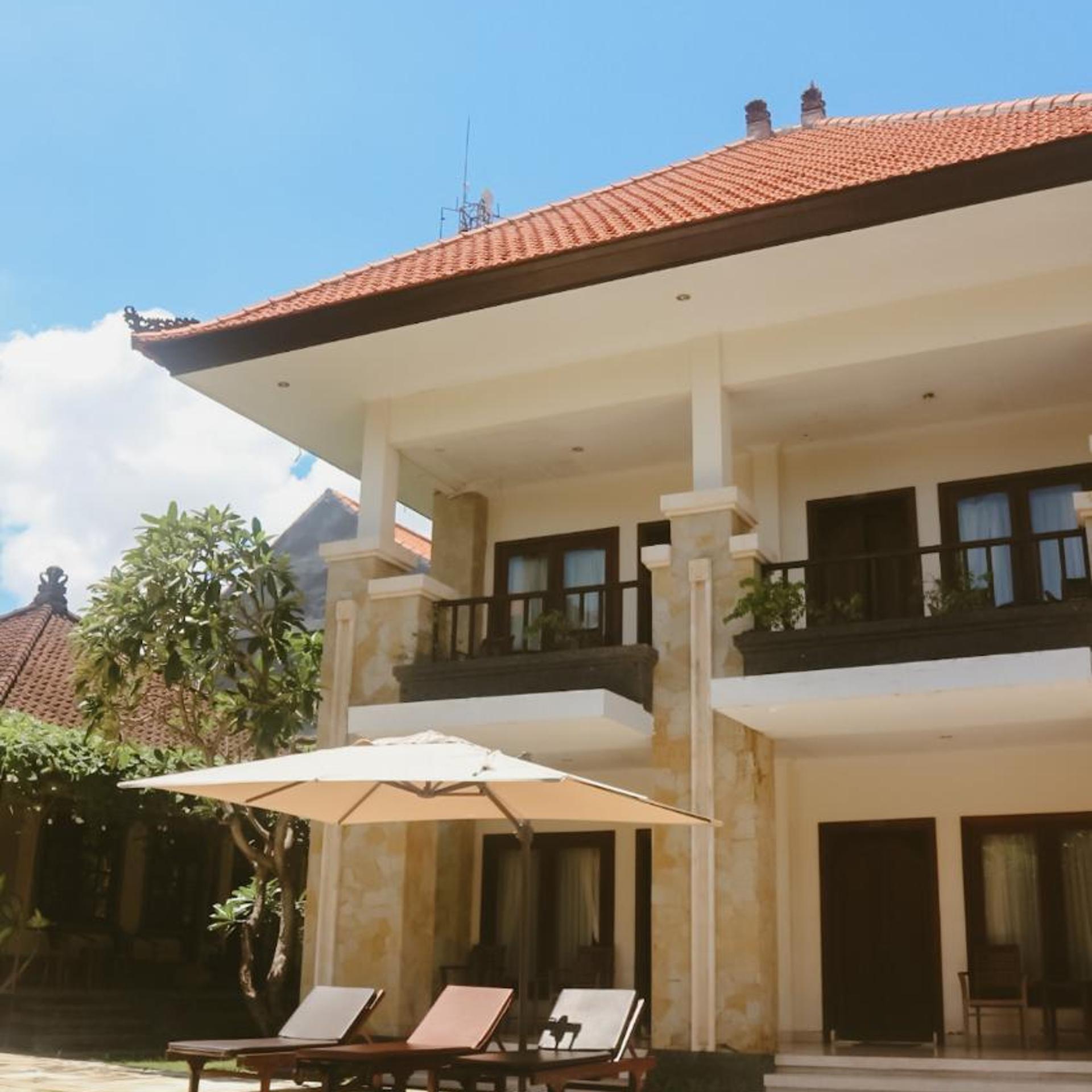 Puri Asih Hotel 1/49