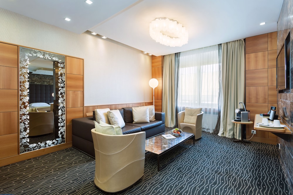 HOTEL ST GOTTHARD 60/84