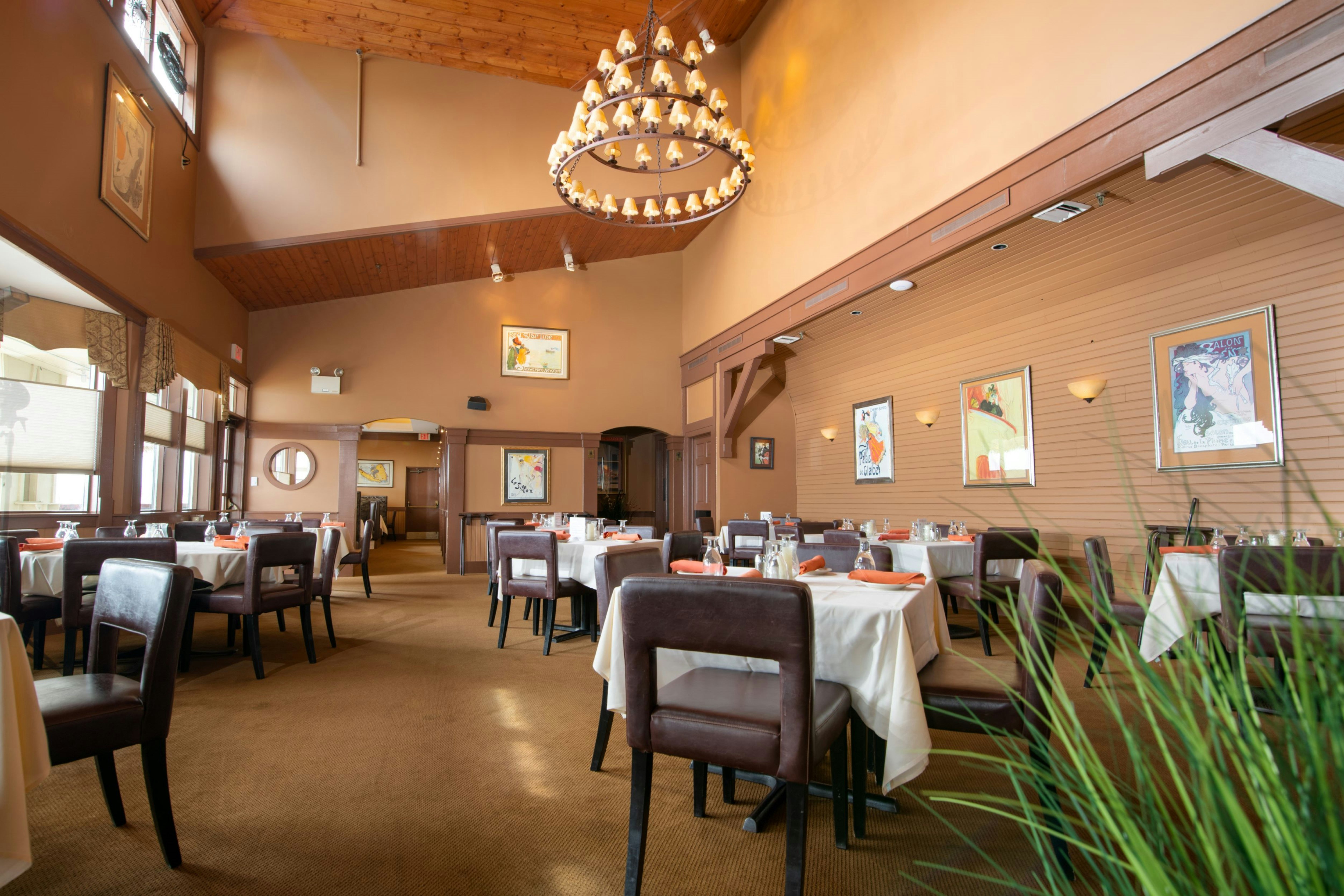Doubletree by Hilton Hotel Racine Harbourwalk 62/79