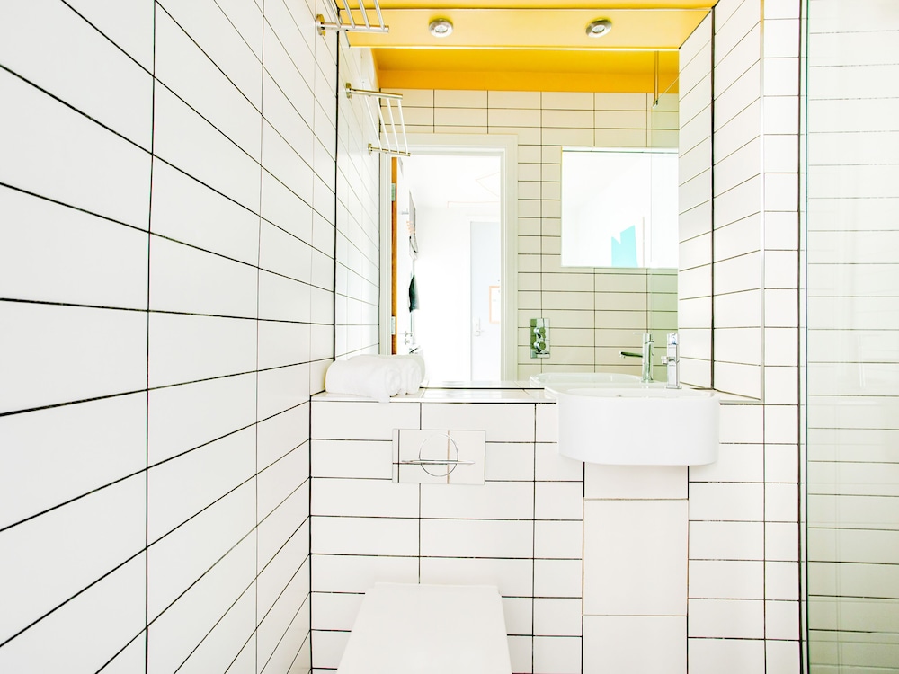 OYO Fab Guest House 45/47