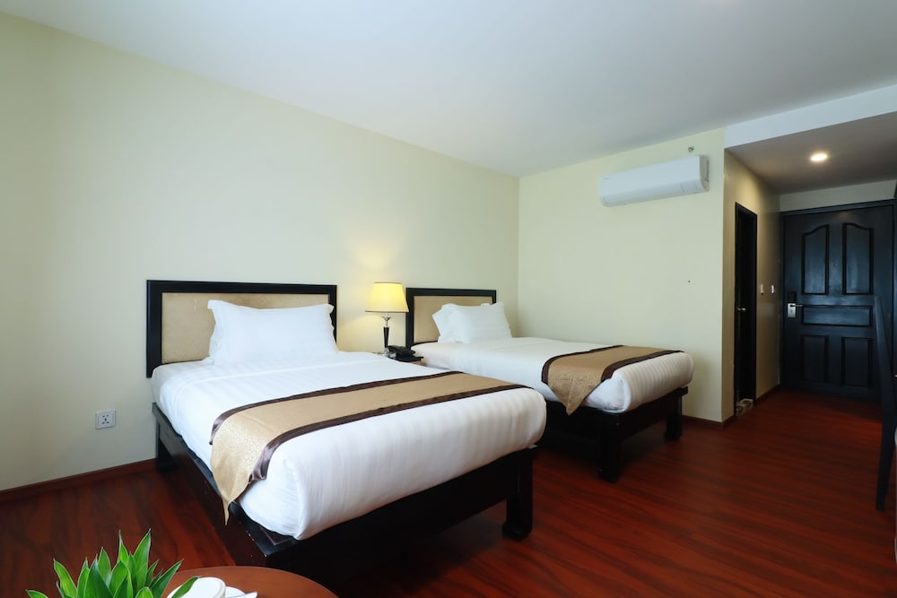 Ramada by Wyndham Phnom Penh Central 18/38