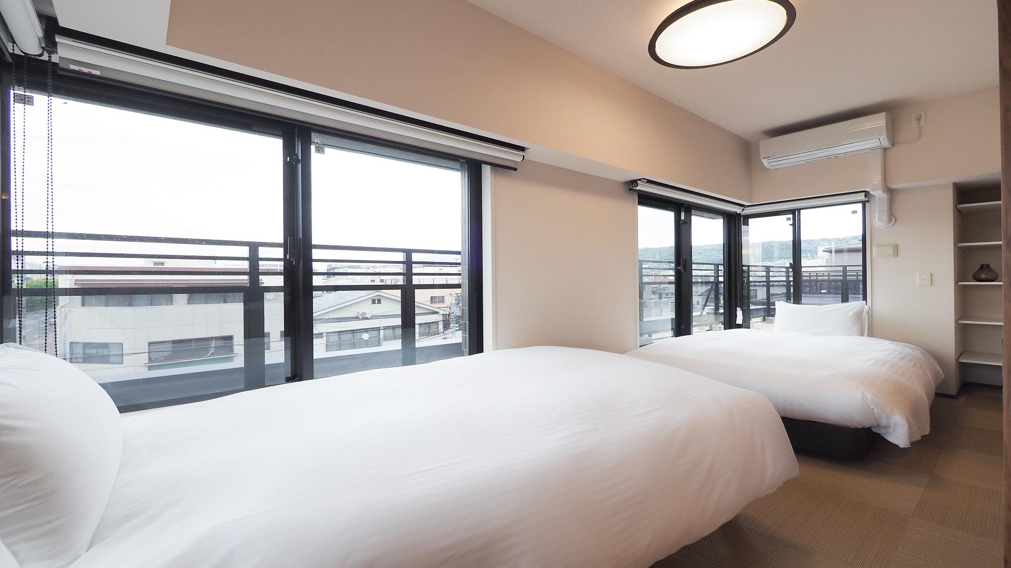 1 Bedroom, Premier, Quadruple, Washing Machine, Balcony, Kitchen
