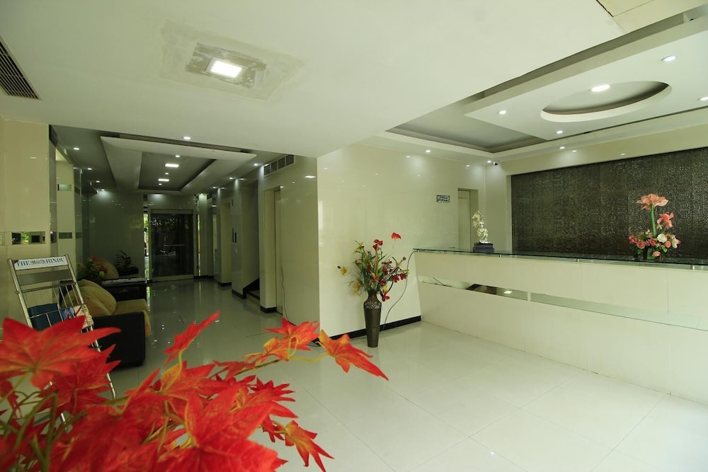 Lotus Bay View Hotel 7/25