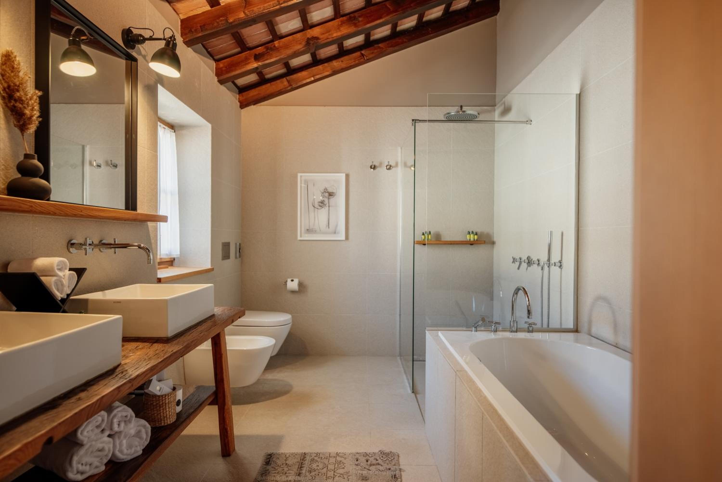 2 Bedrooms, Garden, Residence, Terrace