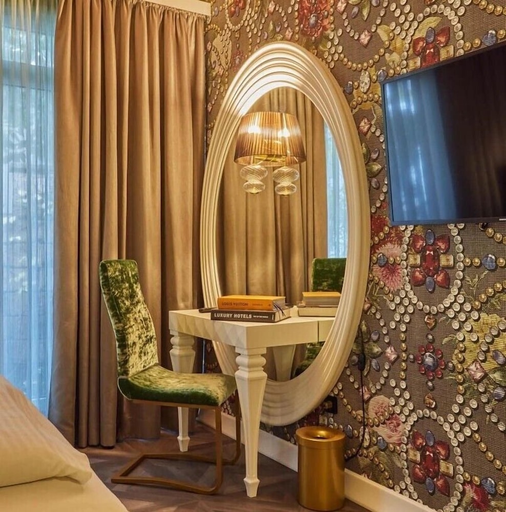 Classic Hotel Harmonie 54/77