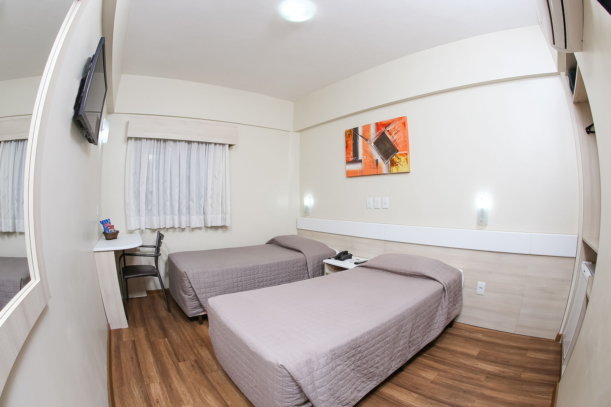 Standard, Twin Beds