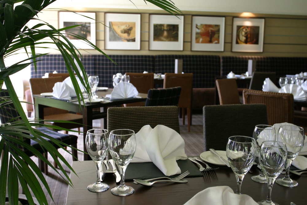 Eight Acres Hotel 32/39