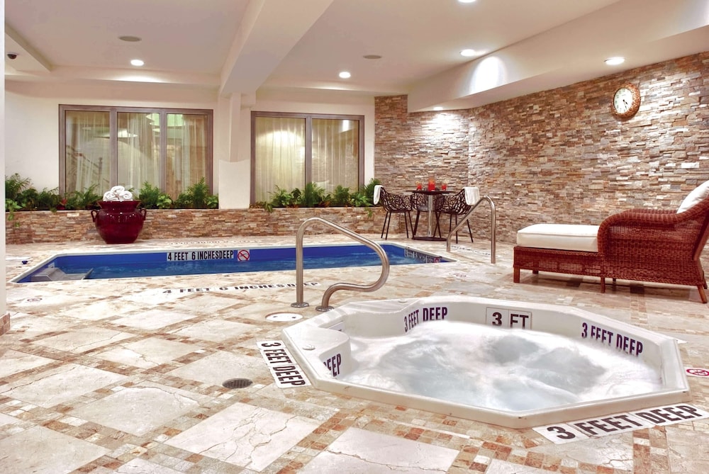 Viana Hotel and Spa, Trademark Collection by Wyndham 23/72