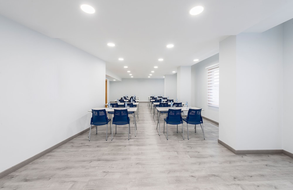 Hotel Elche Centro Affiliated By Melia 47/54