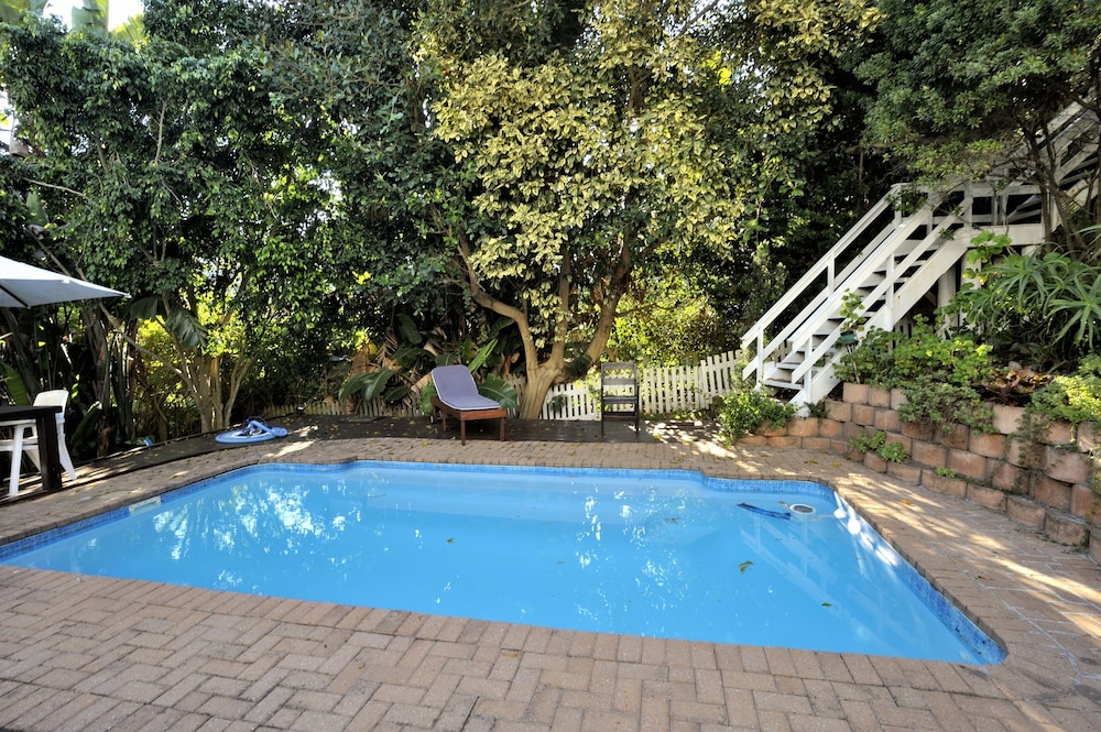 Brenton Beach House 25/50