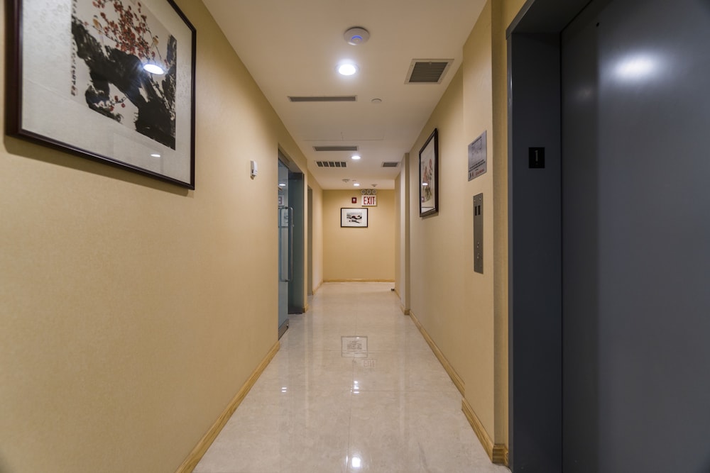 John Hotel 26/41